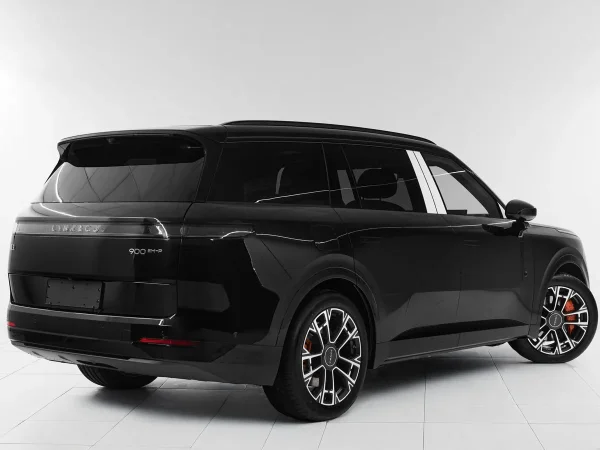 Lynk & Co 900 фото №6