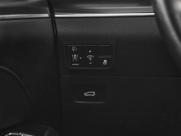 Kia K5, III фото №16