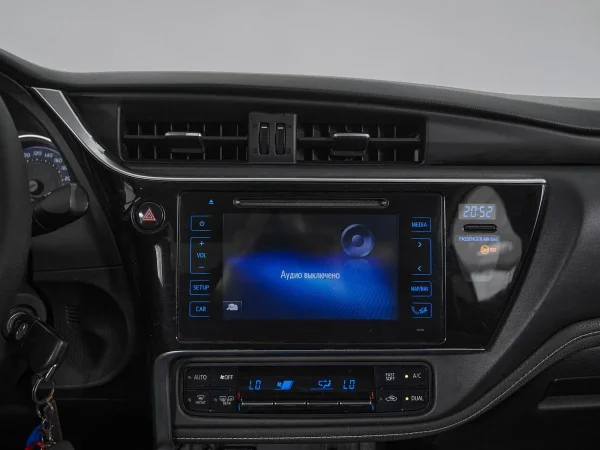 Toyota Corolla, XI (E160, E170, E180) Рестайлинг 1 фото №15