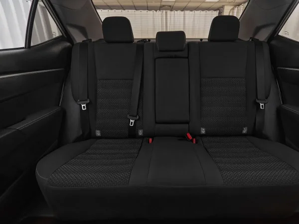 Toyota Corolla, XI (E160, E170, E180) Рестайлинг 1 фото №19