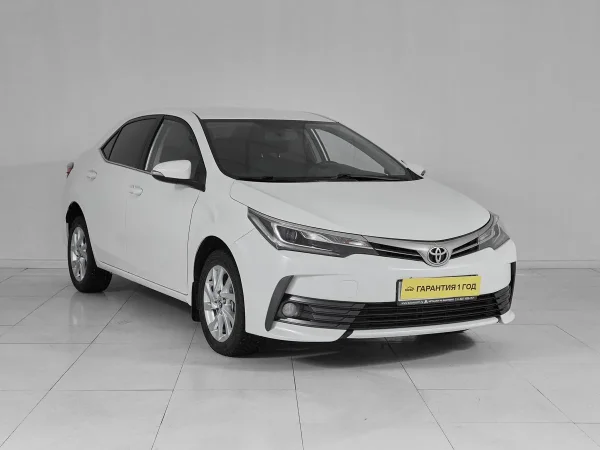 Toyota Corolla, XI (E160, E170, E180) Рестайлинг 1 фото №3