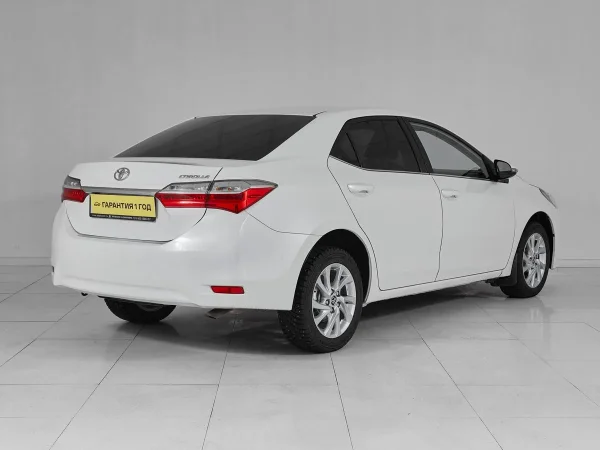 Toyota Corolla, XI (E160, E170, E180) Рестайлинг 1 фото №6