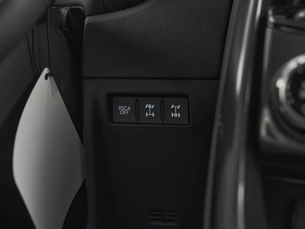 Lexus LX, IV фото №18