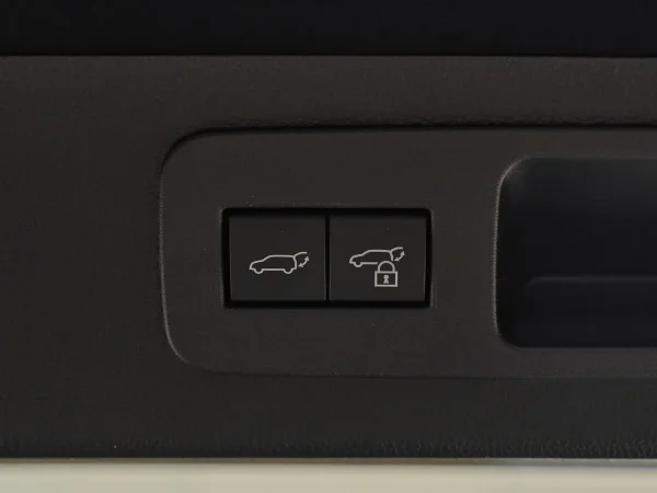Lexus LX, IV фото №25