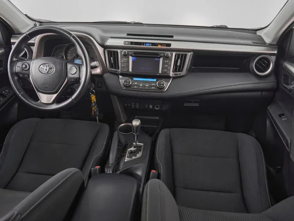 Toyota RAV4, IV (XA40) фото №9