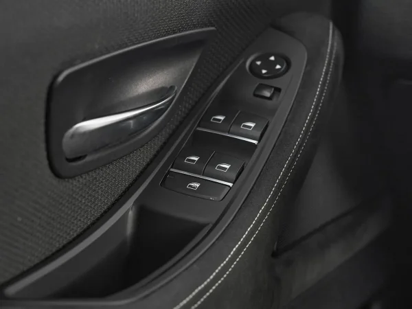 BMW 5 серии, VI (F10/F11/F07) Рестайлинг фото №14