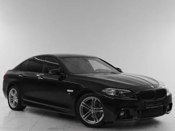 BMW 5 серии, VI (F10/F11/F07) Рестайлинг фото №3