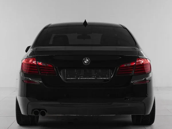 BMW 5 серии, VI (F10/F11/F07) Рестайлинг фото №5