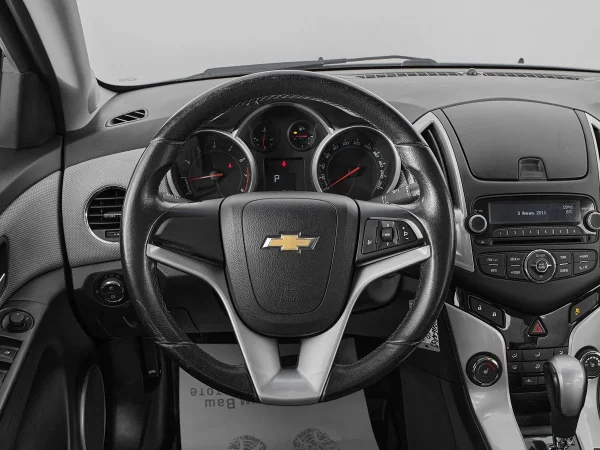 Chevrolet Cruze, I Рестайлинг фото №12