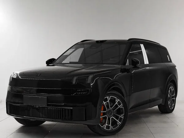 Lynk & Co 900 фото №1