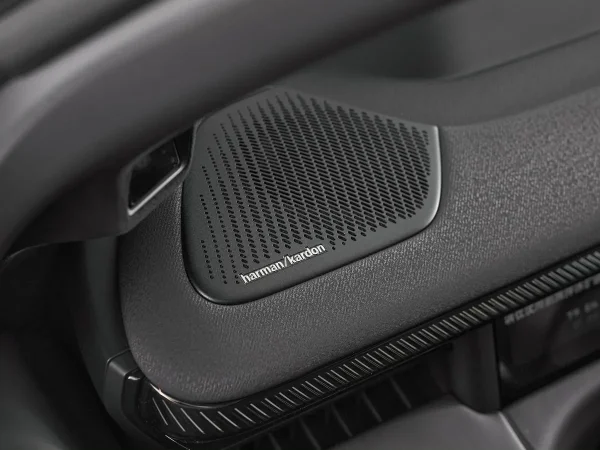 Lynk & Co 900 фото №19
