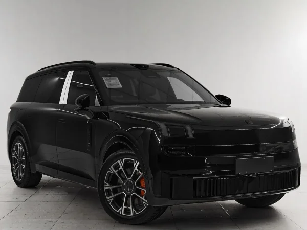 Lynk & Co 900 фото №3