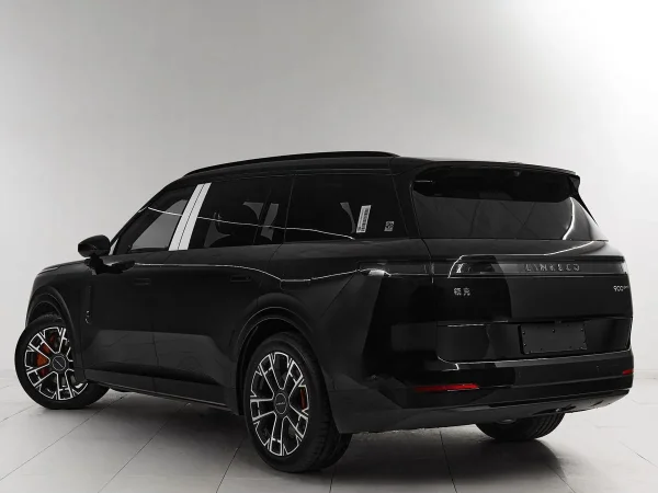 Lynk & Co 900 фото №4