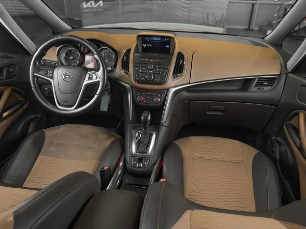 Opel Zafira, C фото №10