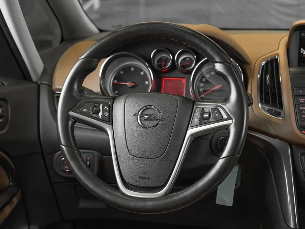 Opel Zafira, C фото №11