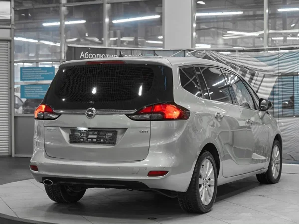 Opel Zafira, C фото №6
