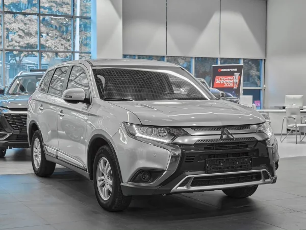 Mitsubishi Outlander, III Рестайлинг 3 фото №1