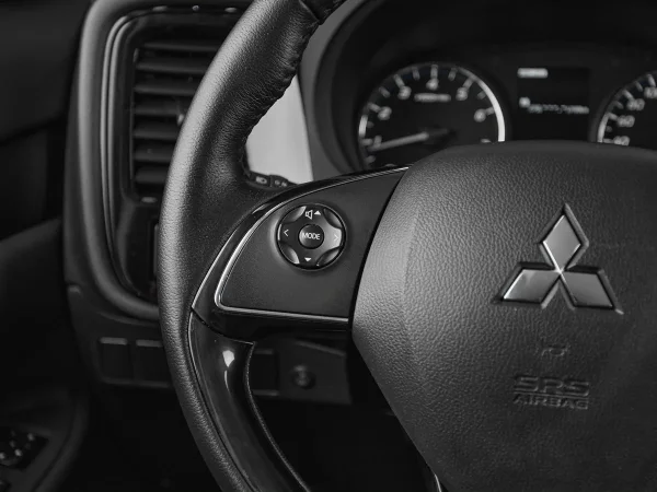 Mitsubishi Outlander, III Рестайлинг 3 фото №11
