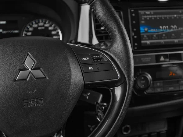 Mitsubishi Outlander, III Рестайлинг 3 фото №12