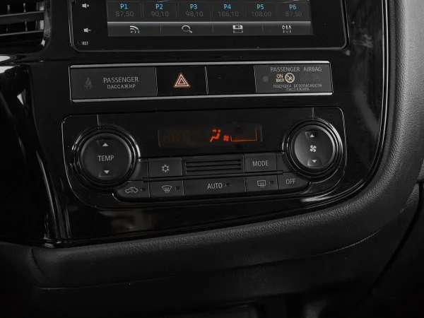Mitsubishi Outlander, III Рестайлинг 3 фото №16