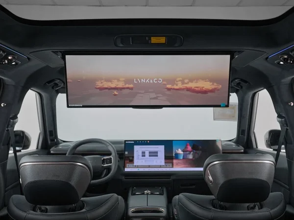 Lynk & Co 900 фото №21