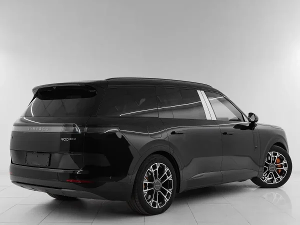 Lynk & Co 900 фото №6