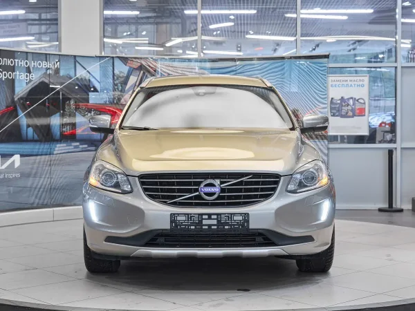 Volvo XC60, I Рестайлинг фото №2