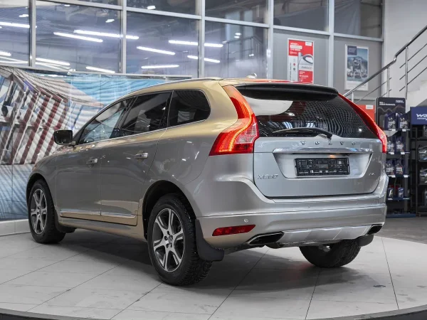 Volvo XC60, I Рестайлинг фото №4