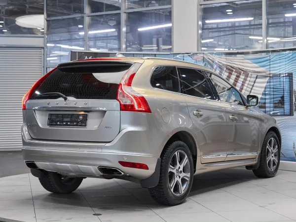 Volvo XC60, I Рестайлинг фото №6