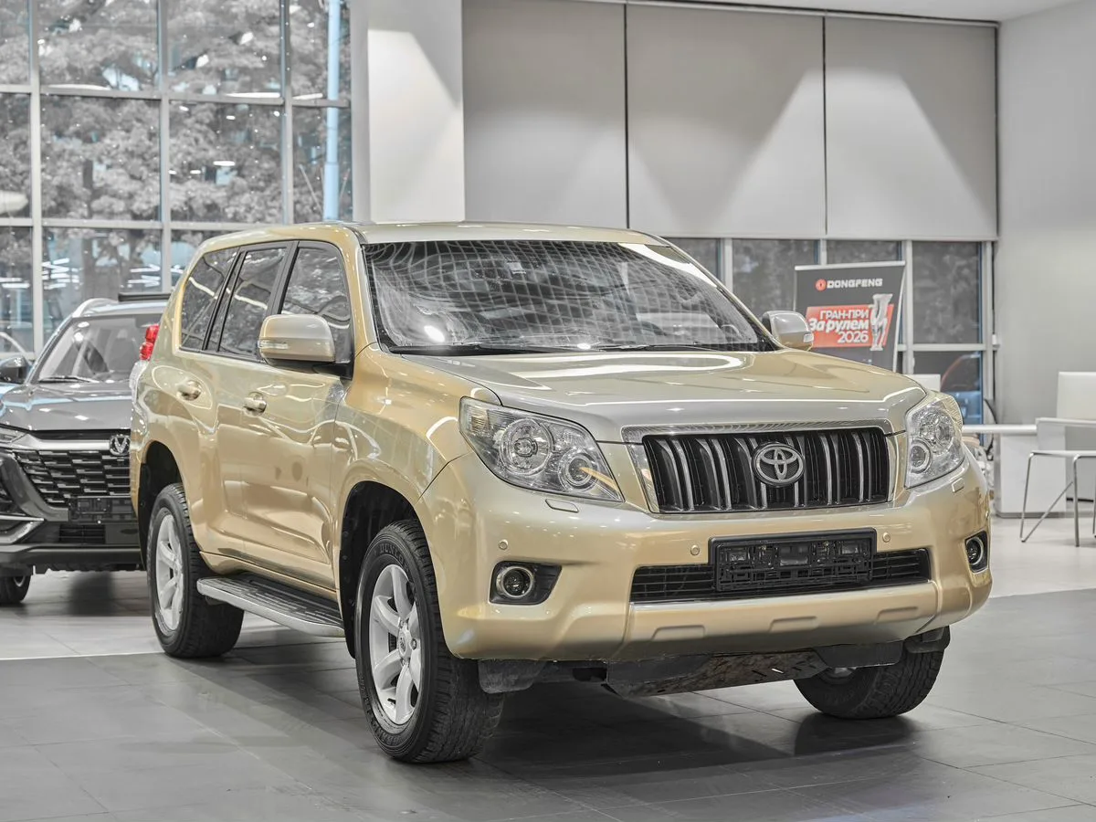 Toyota Land Cruiser Prado, 150 Series 2010 Люкс (5 мест) фото