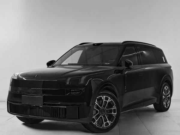 Lynk & Co 900 фото №1