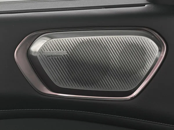 Lynk & Co 900 фото №16
