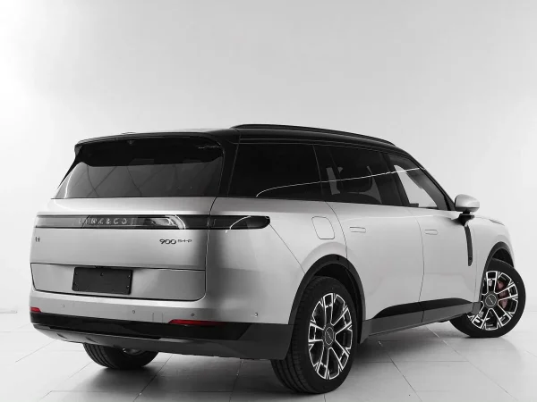 Lynk & Co 900 фото №6