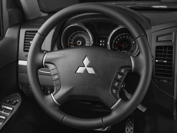 Mitsubishi Pajero, IV Рестайлинг 1 фото №10