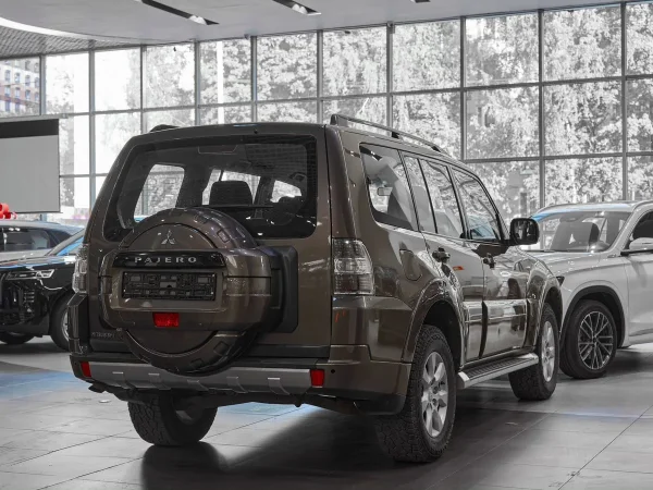 Mitsubishi Pajero, IV Рестайлинг 1 фото №6