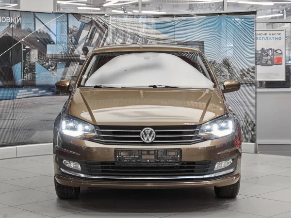 Volkswagen Polo, V Рестайлинг фото №2