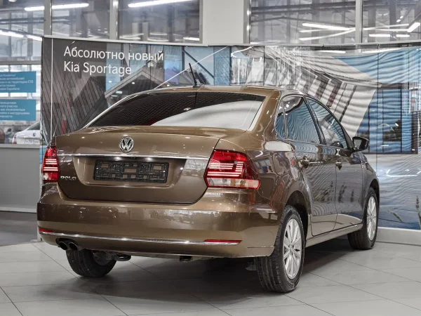Volkswagen Polo, V Рестайлинг фото №6