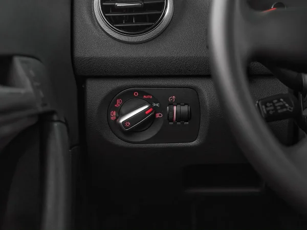 Audi A3, II (8P) Рестайлинг 2 фото №13