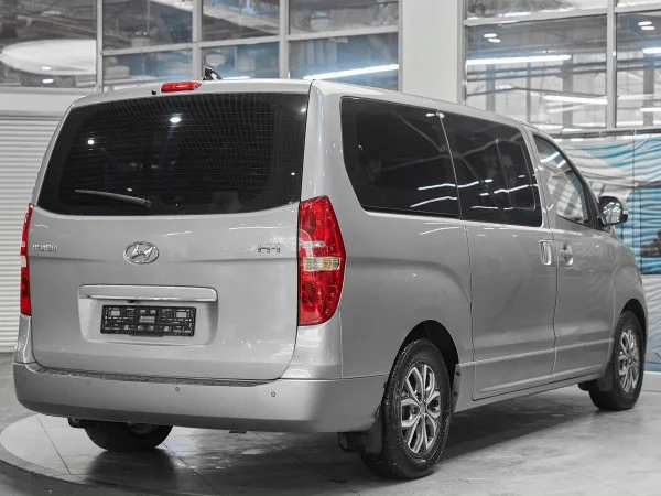 Hyundai H-1, II Рестайлинг 2 фото №6