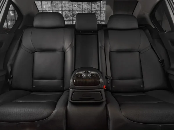 BMW 7 серии, V (F01/F02/F04) Рестайлинг фото №16