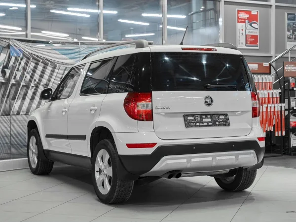 Skoda Yeti, I Рестайлинг фото №4