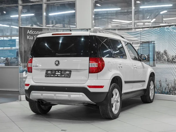 Skoda Yeti, I Рестайлинг фото №6