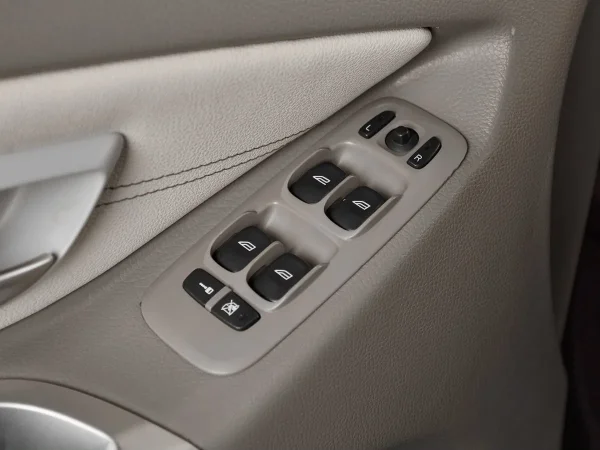 Volvo XC90, I Рестайлинг фото №11