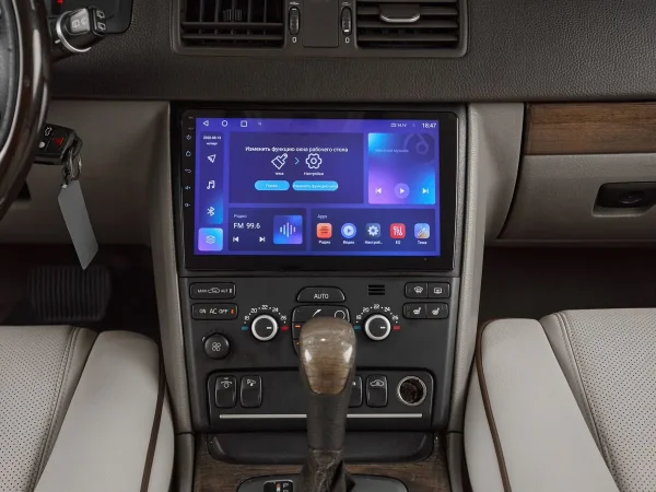 Volvo XC90, I Рестайлинг фото №14
