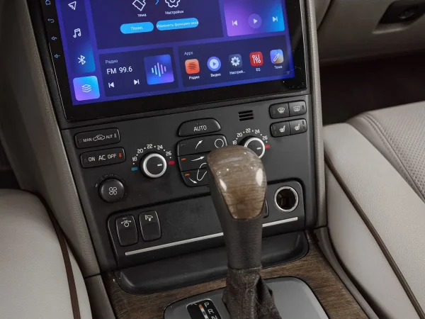 Volvo XC90, I Рестайлинг фото №15