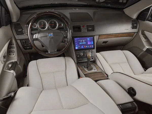 Volvo XC90, I Рестайлинг фото №7