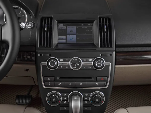 Land Rover Freelander, II Рестайлинг 2 фото №16