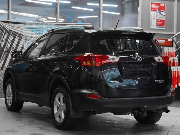 Toyota RAV4, IV (XA40) фото №4