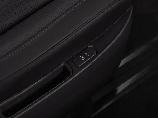 Lynk & Co 900 фото №24