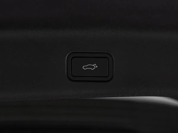 Lynk & Co 900 фото №27
